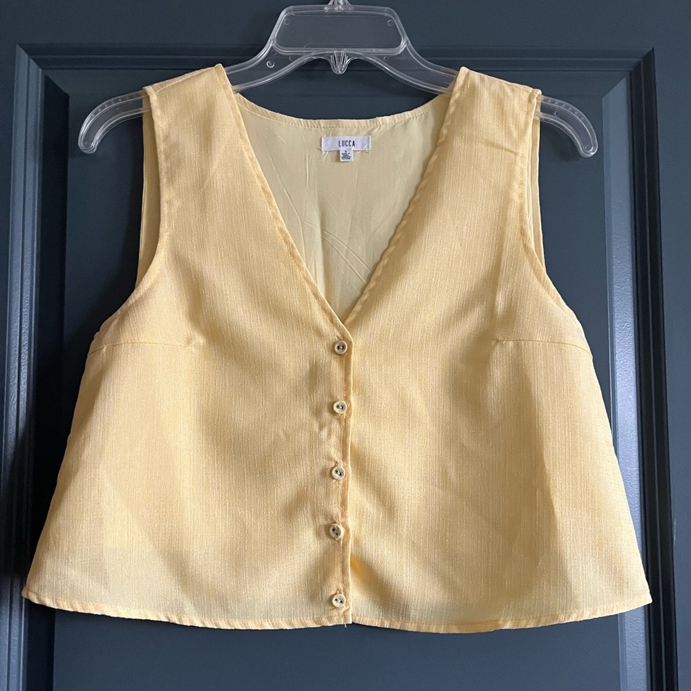Lucca yellow top